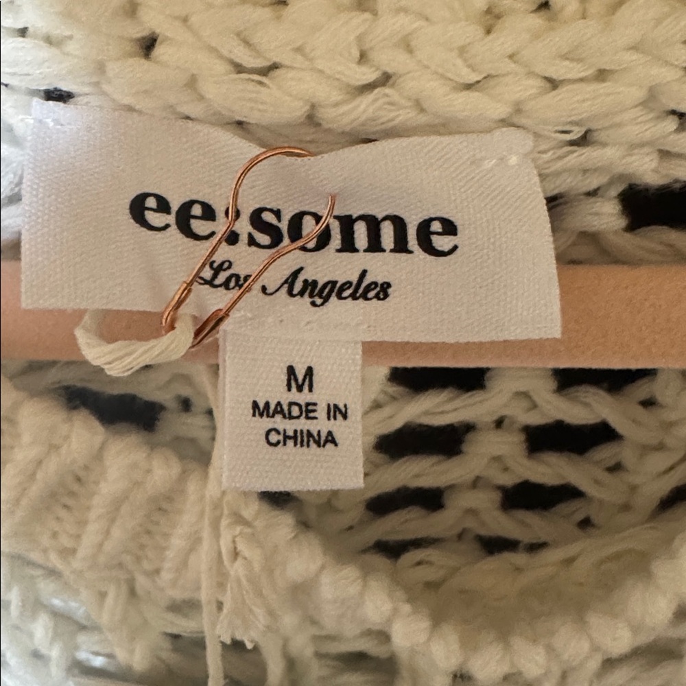 Eesome Ivory Knit Top - Picture 4 of 7